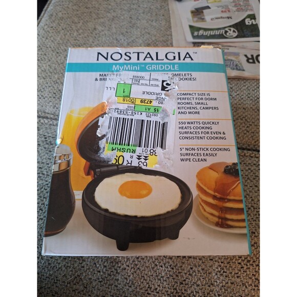 Nostalgia My Mini 5" Non Stick Surface Griddle For Burgers Pancakes Cookies New‎ - Picture 5 of 8